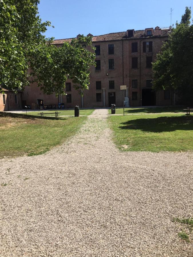 شقة Casa Duchesse Al Castello فيرّارا المظهر الخارجي الصورة